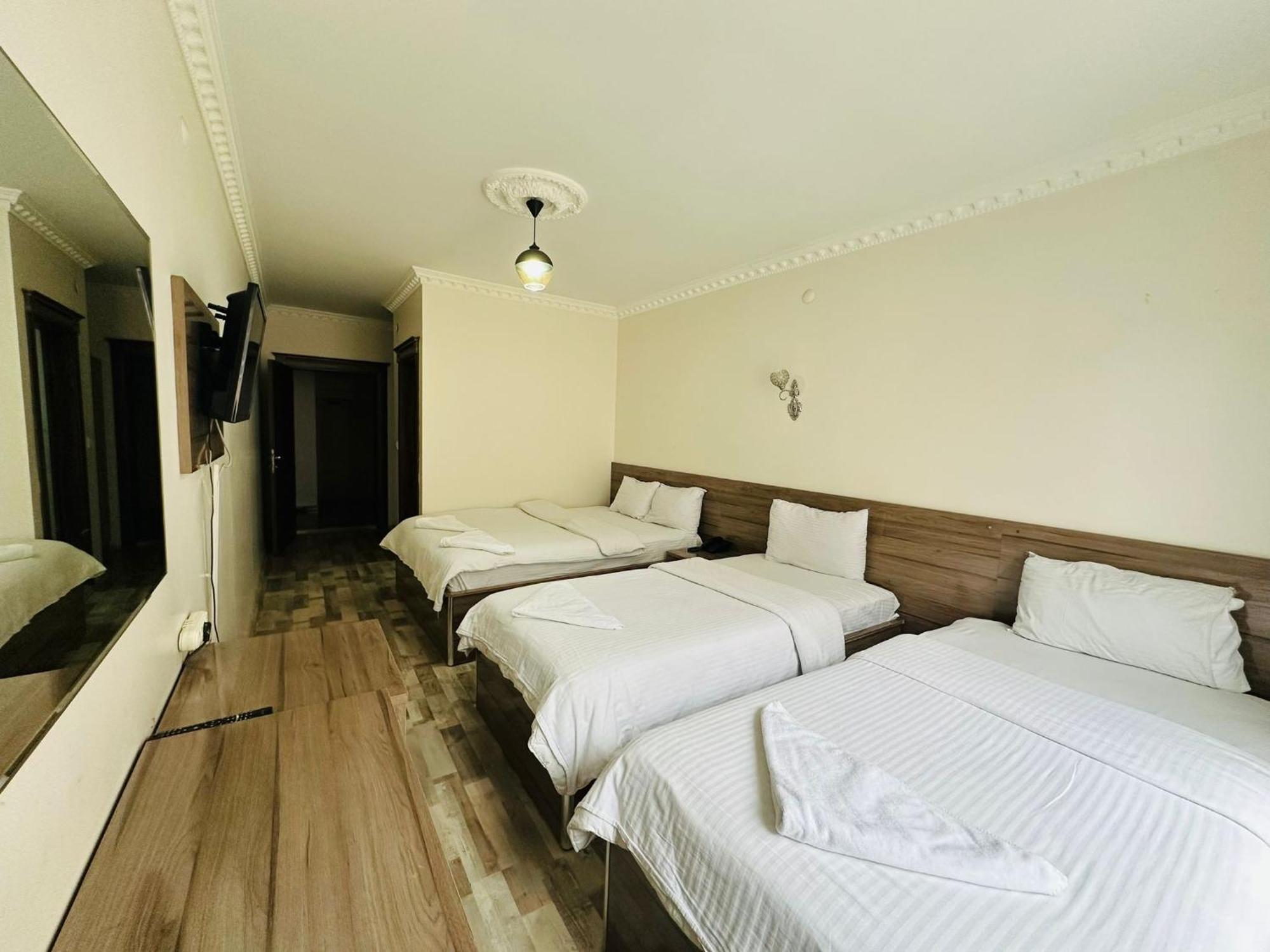 Toprak Hotel Van Buitenkant foto